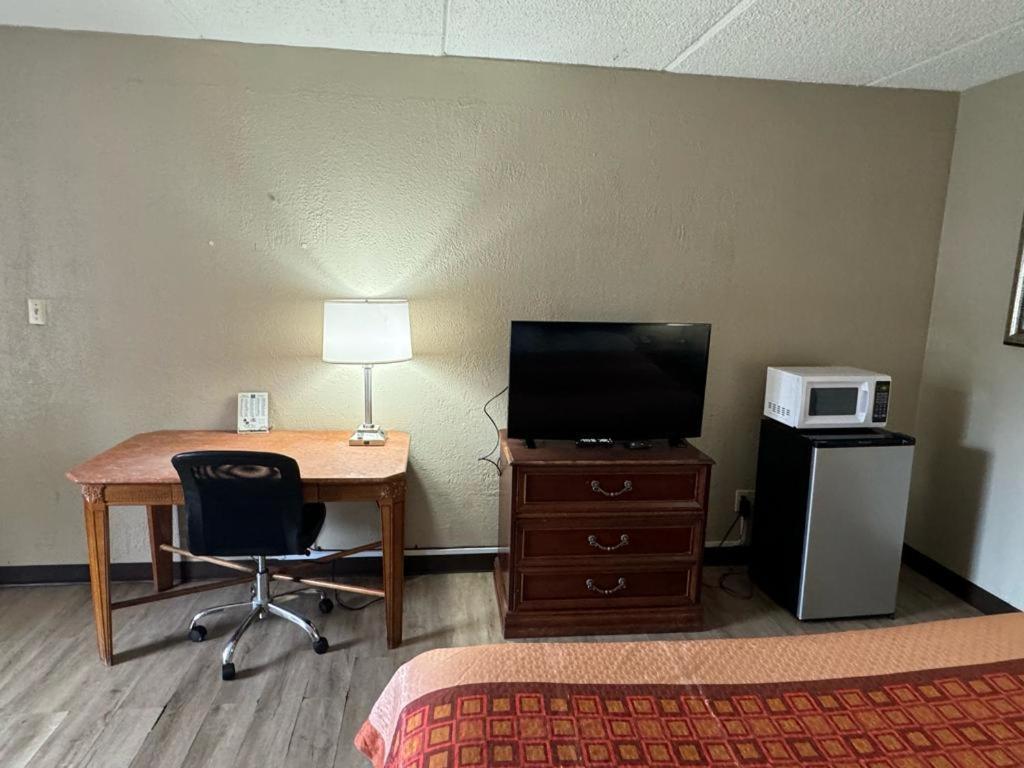 Heritage Inn Milledgeville Bagian luar foto