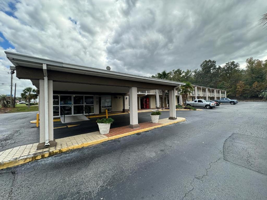 Heritage Inn Milledgeville Bagian luar foto