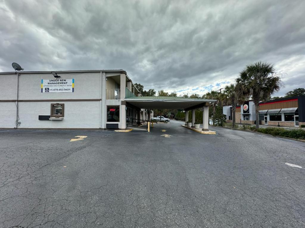 Heritage Inn Milledgeville Bagian luar foto